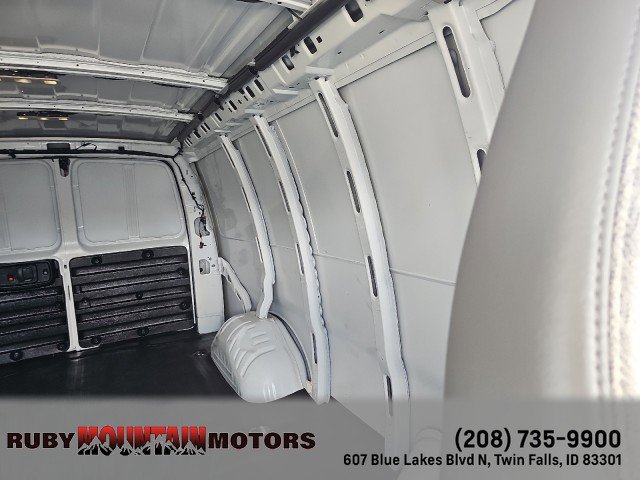 Used 2024 GMC Savana 2500 w/ Driver Convenience Package RWD image 14
