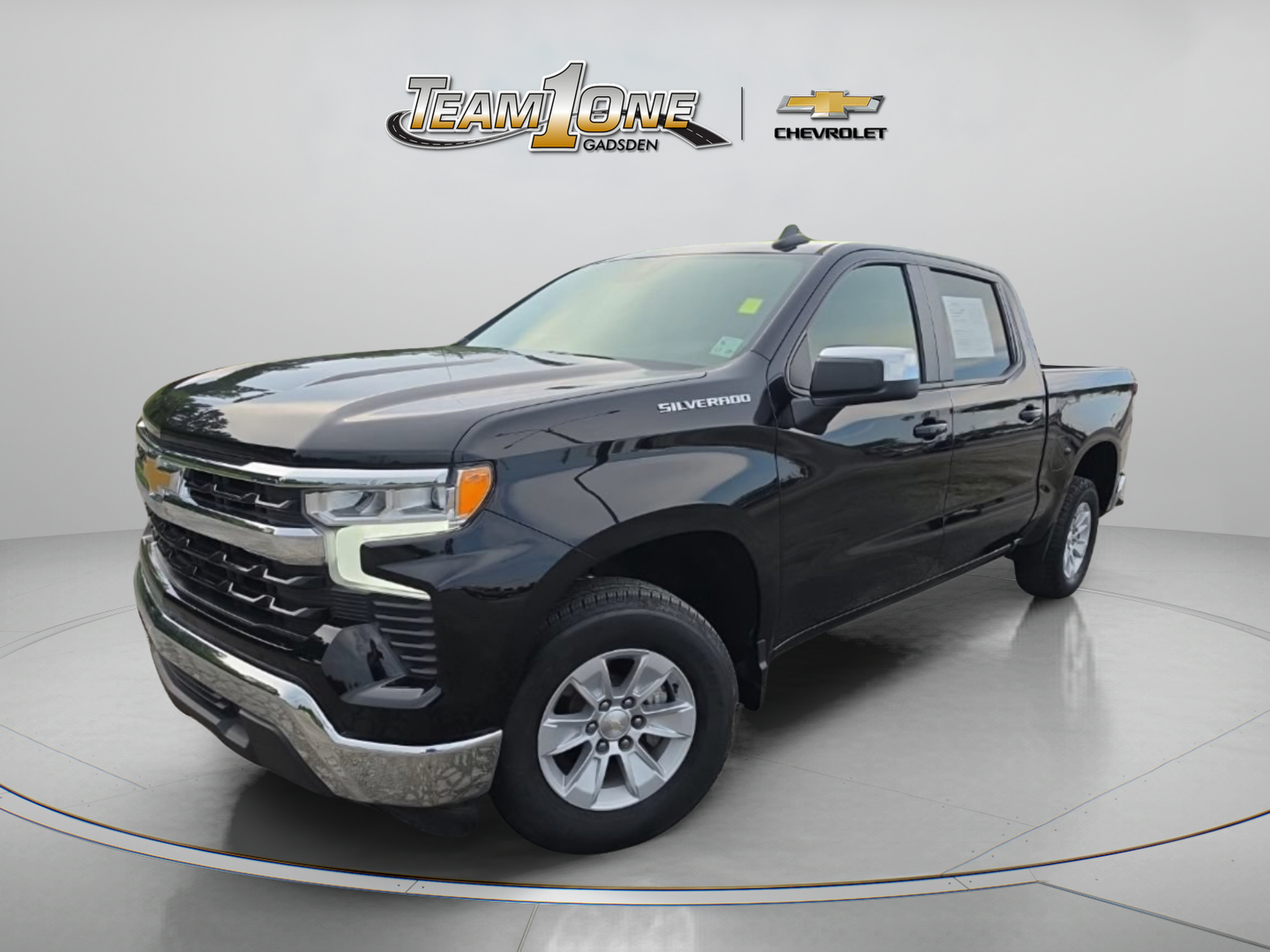 Used 2023 Chevrolet Silverado 1500 LT RWD image 4