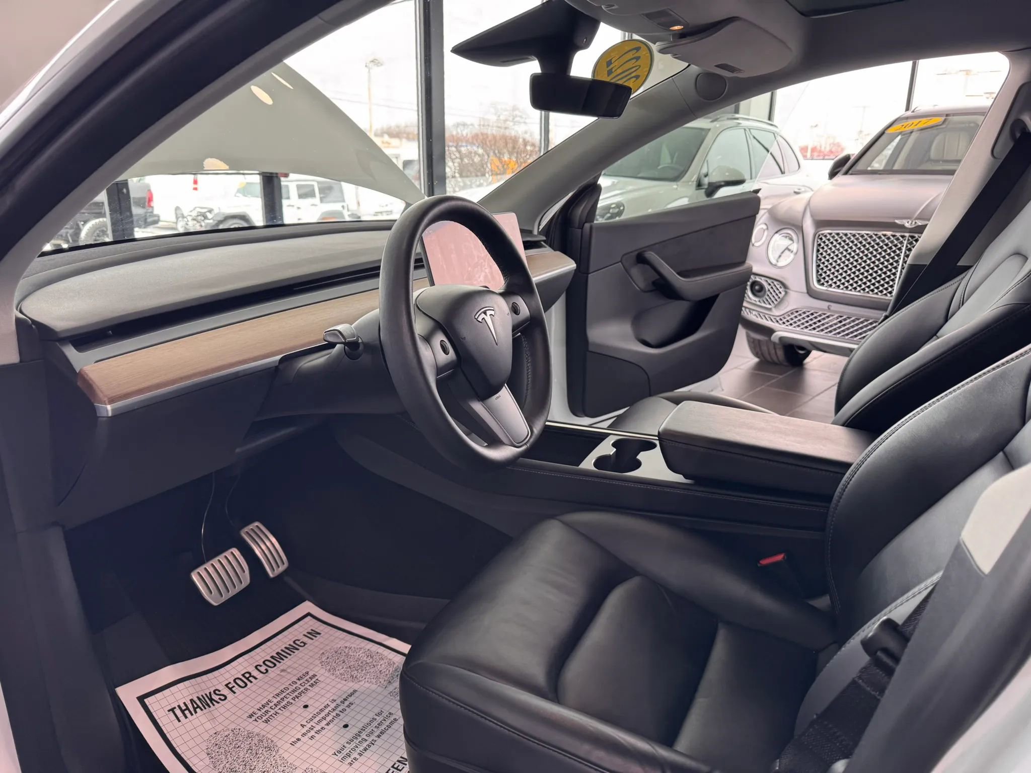Used 2022 Tesla Model Y Performance image 9