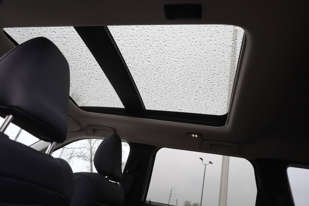 New 2025 Mitsubishi Outlander SE image 44