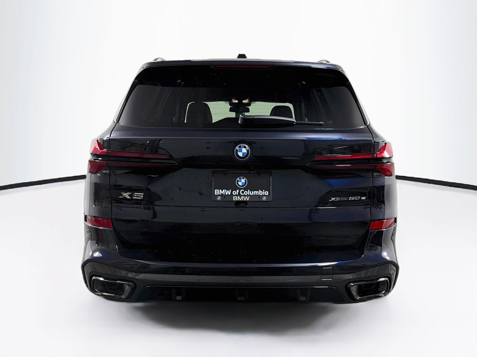 New 2026 BMW X5 xDrive50e w/ M Sport Package AWD/4WD image 6