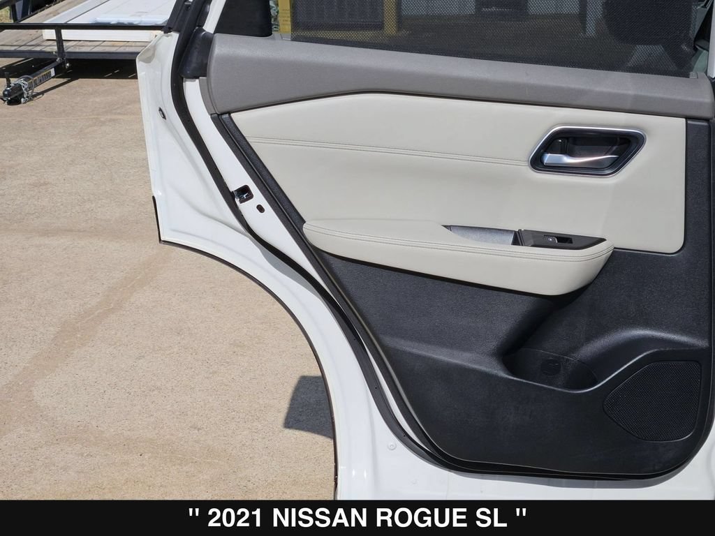 Used 2021 Nissan Rogue SL FWD image 18