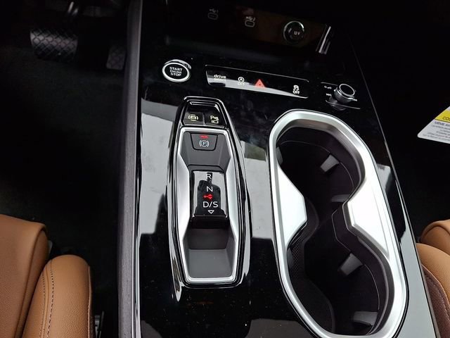 New 2026 Audi A6 Premium Plus AWD/4WD image 11
