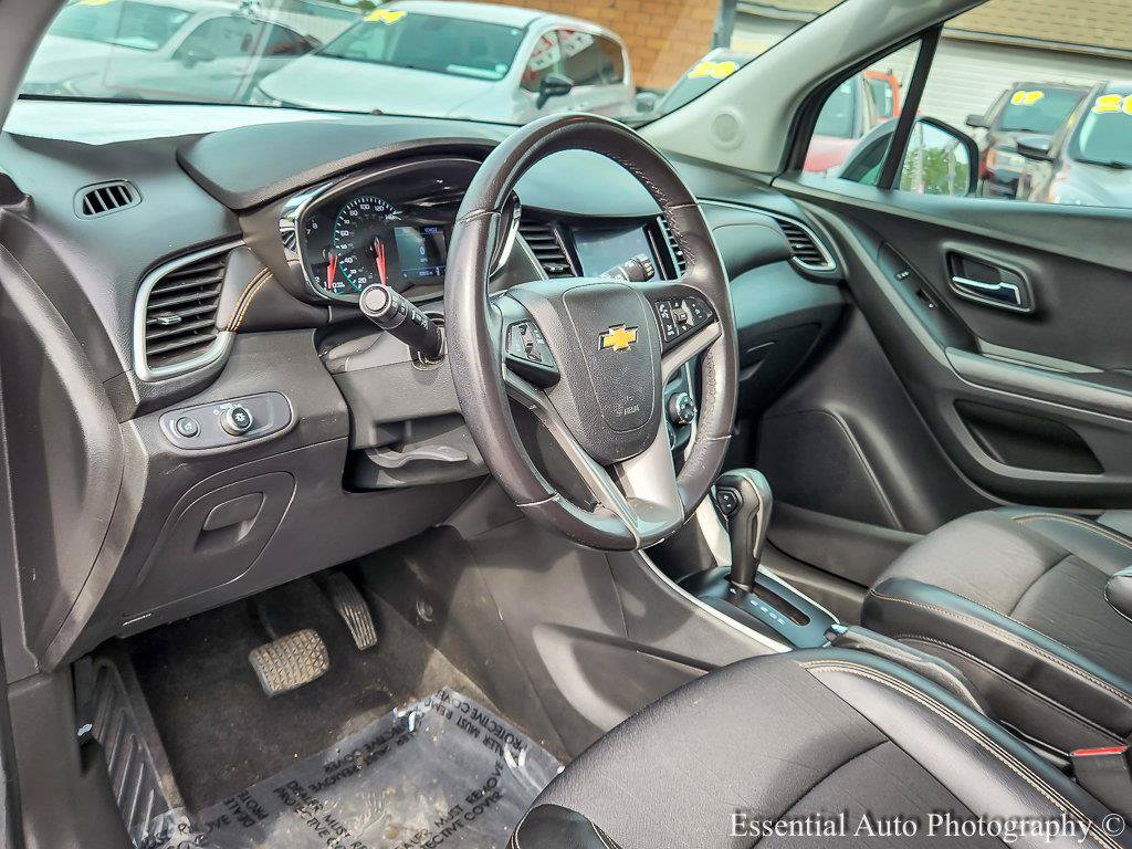 Used 2020 Chevrolet Trax LT w/ LT Convenience Package AWD/4WD image 10