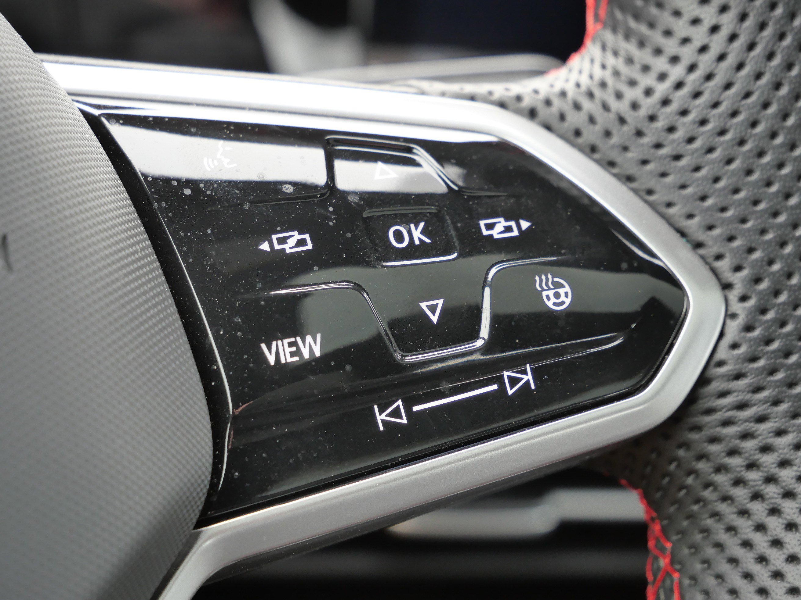 Certified 2024 Volkswagen GTI Autobahn image 32