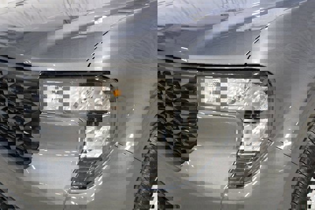 New 2026 Ford Maverick XL image 32