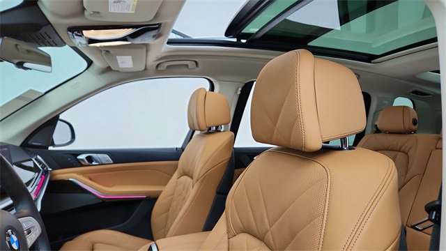 Used 2026 BMW X7 xDrive40i image 37