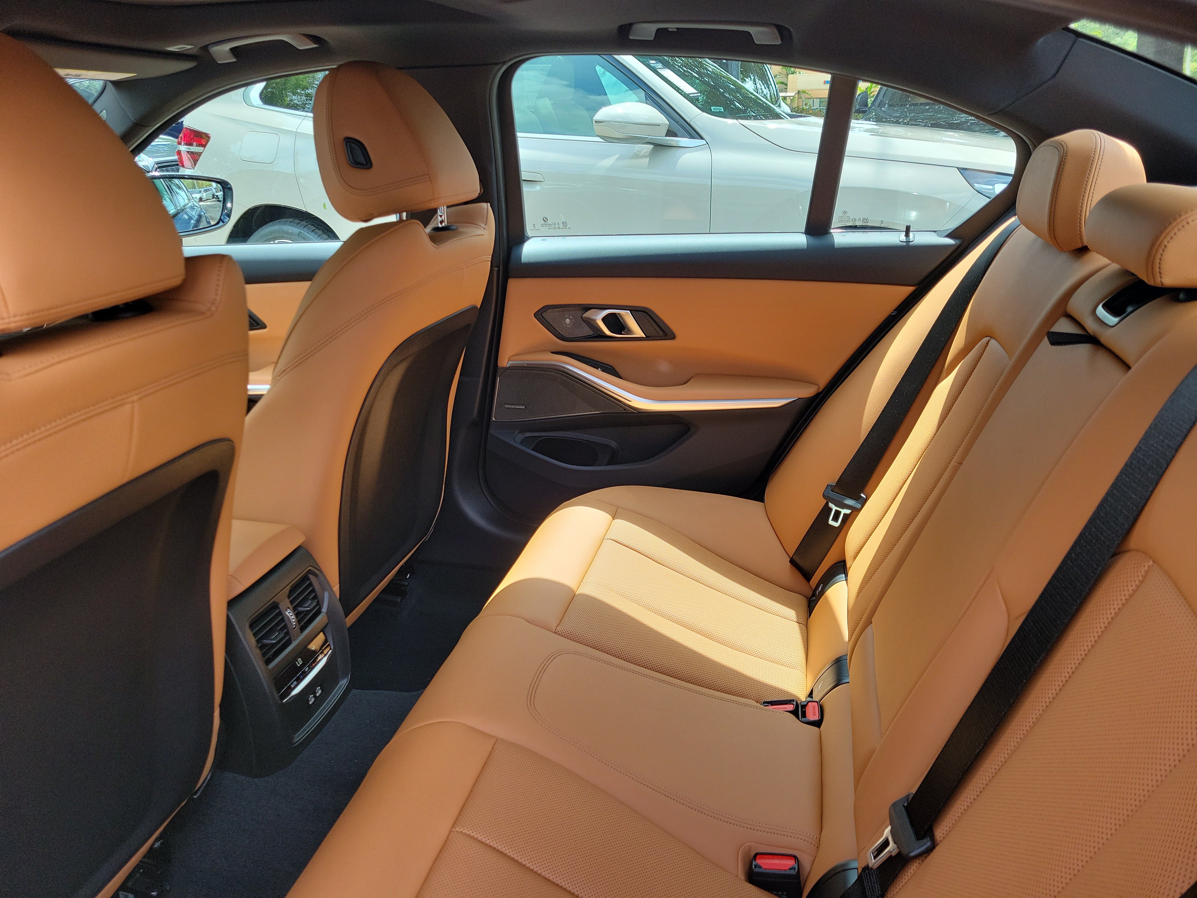 New 2026 BMW 330i Sedan w/ M Sport Package RWD image 8
