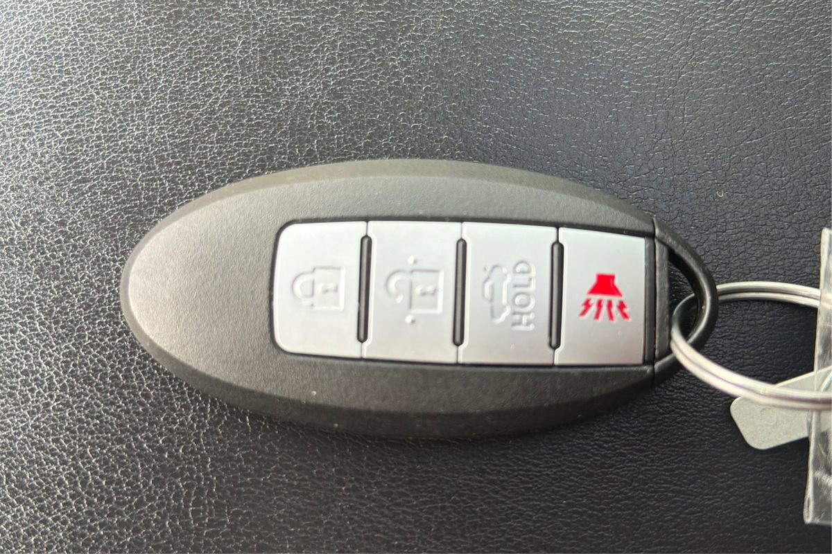 Used 2015 INFINITI QX60 Base image 36