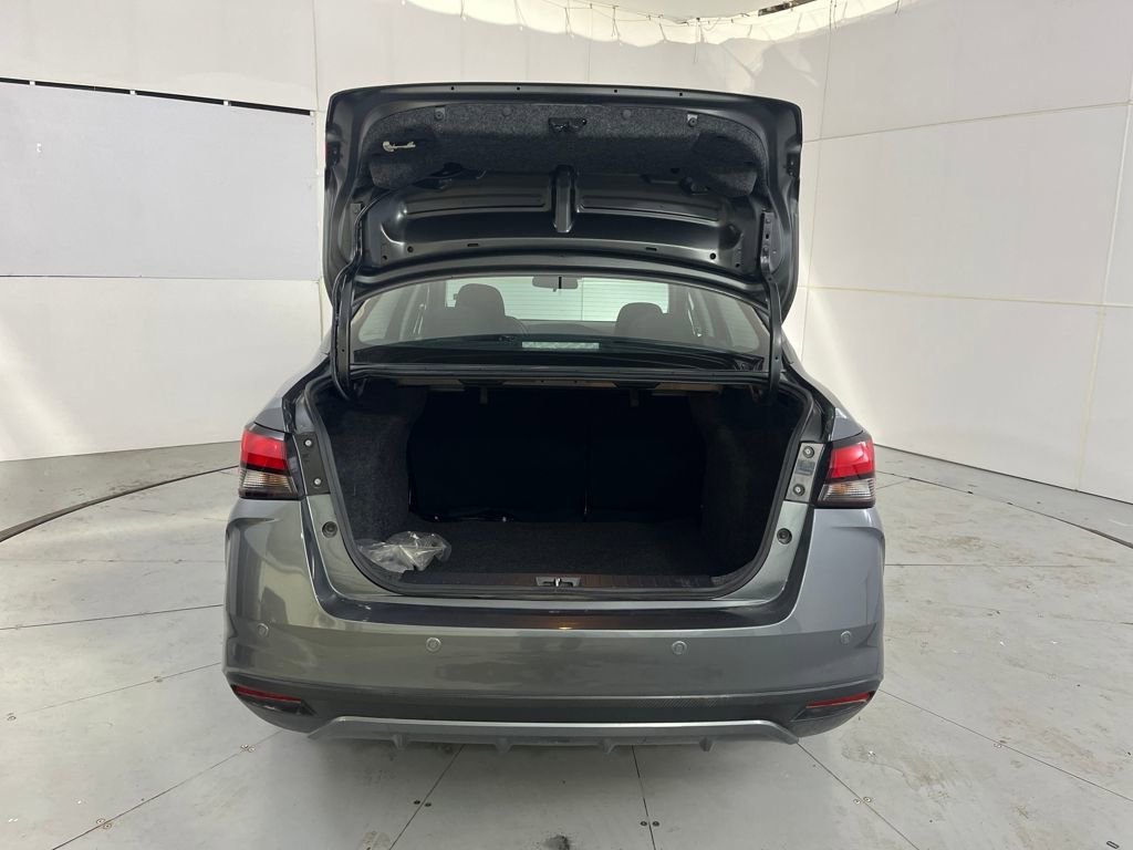 Used 2025 Nissan Versa S w/ S Plus Package image 12