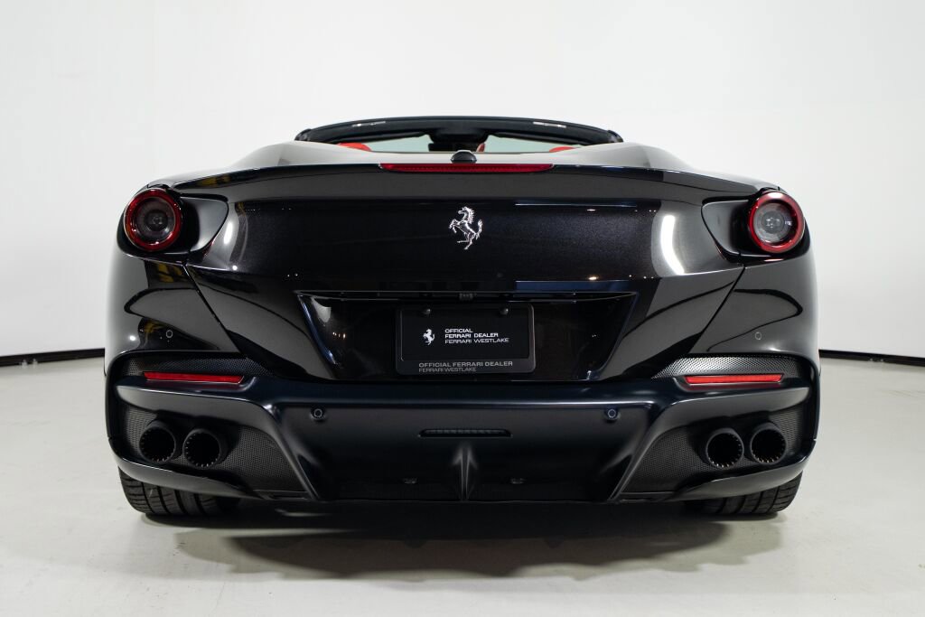 Used 2023 Ferrari Portofino M image 9