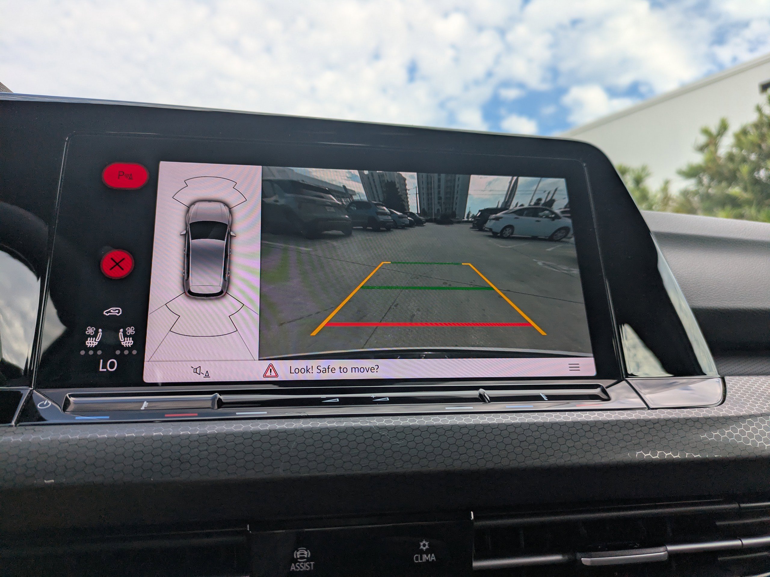 Certified 2023 Volkswagen GTI SE FWD image 22