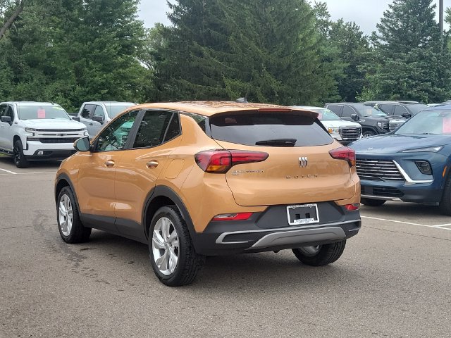 Used 2024 Buick Encore GX Preferred w/ Comfort Package AWD/4WD image 4