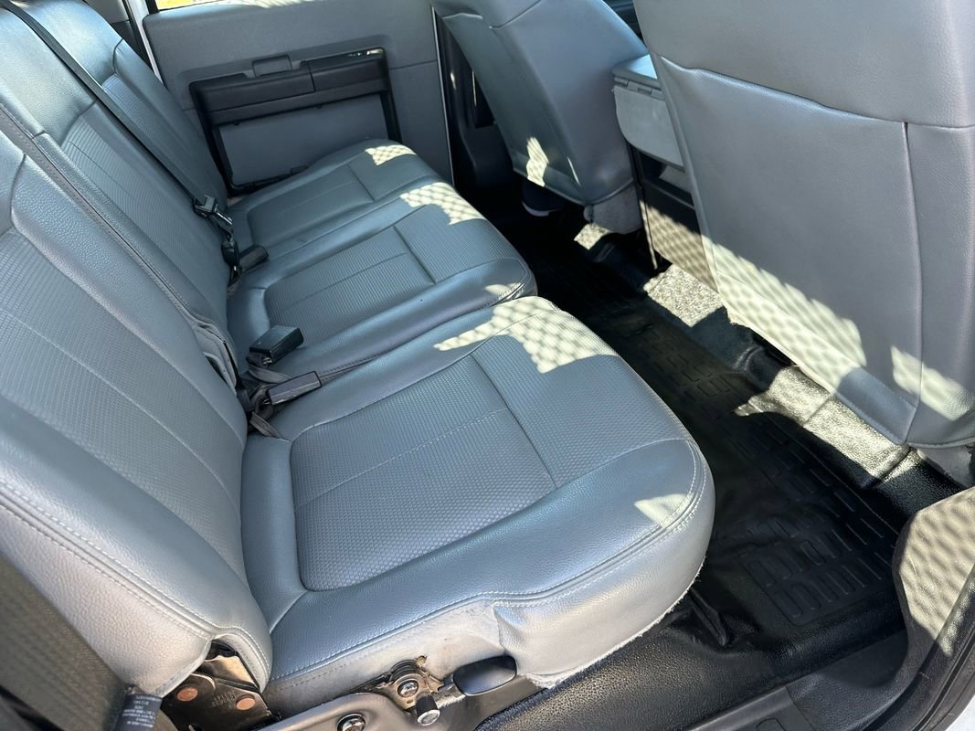 Used 2015 Ford F550 4x4 Crew Cab Super Duty w/ Power Equipment Group image 25