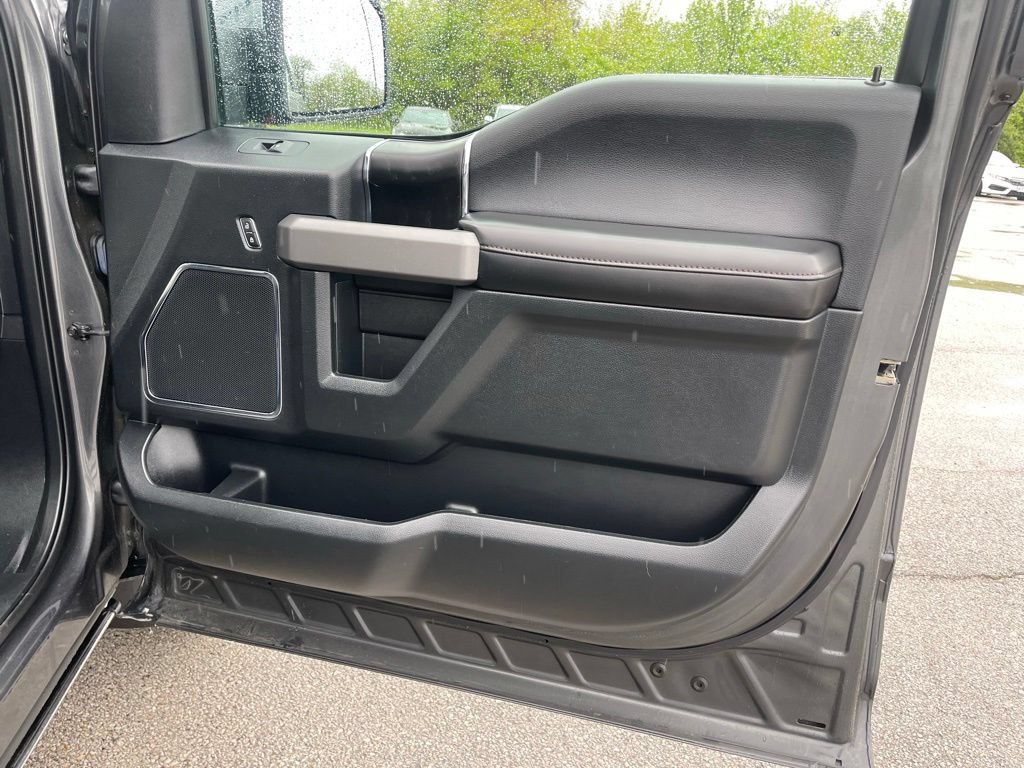 Used 2020 Ford F150 Platinum w/ Equipment Group 701A Luxury AWD/4WD image 20