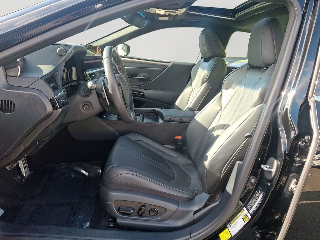 Used 2024 Lexus ES 350 F Sport w/ Technology Package FWD image 14