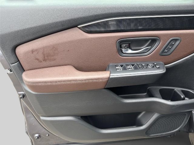 Used 2024 Honda Pilot Elite image 19
