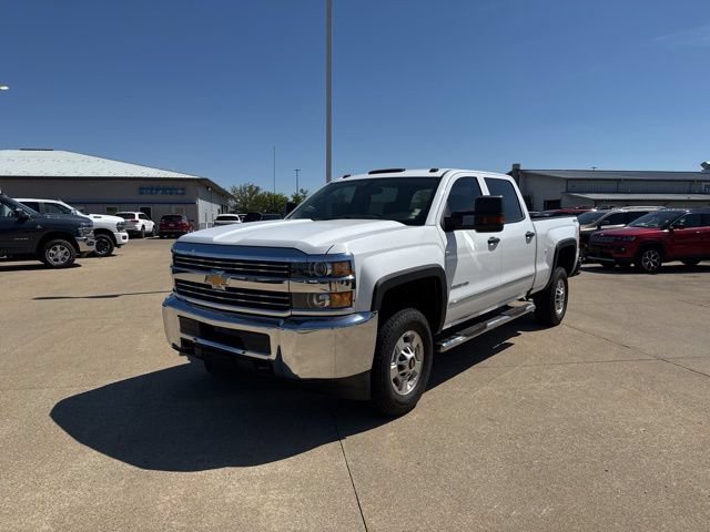 Used 2016 Chevrolet Silverado 2500 W/T w/ WT Convenience Package AWD/4WD image 3