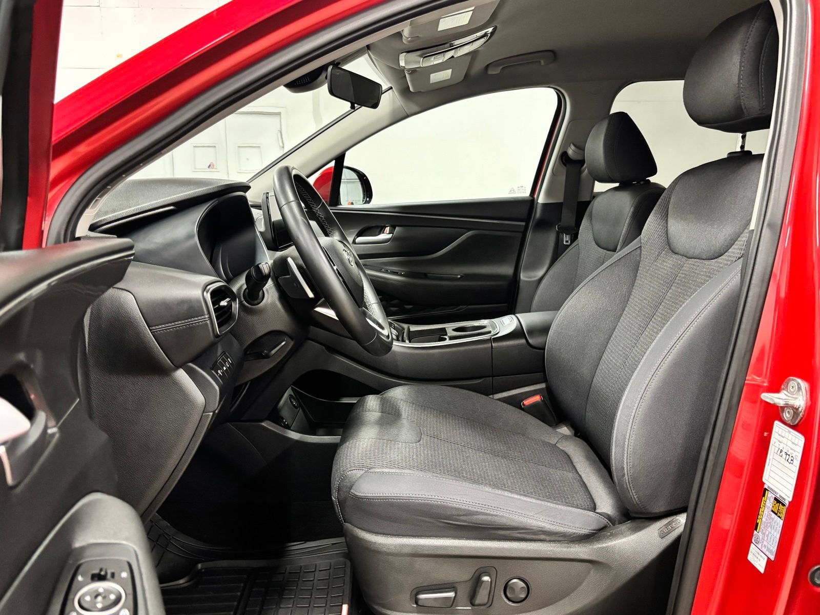 Certified 2023 Hyundai Santa Fe SEL AWD/4WD image 17