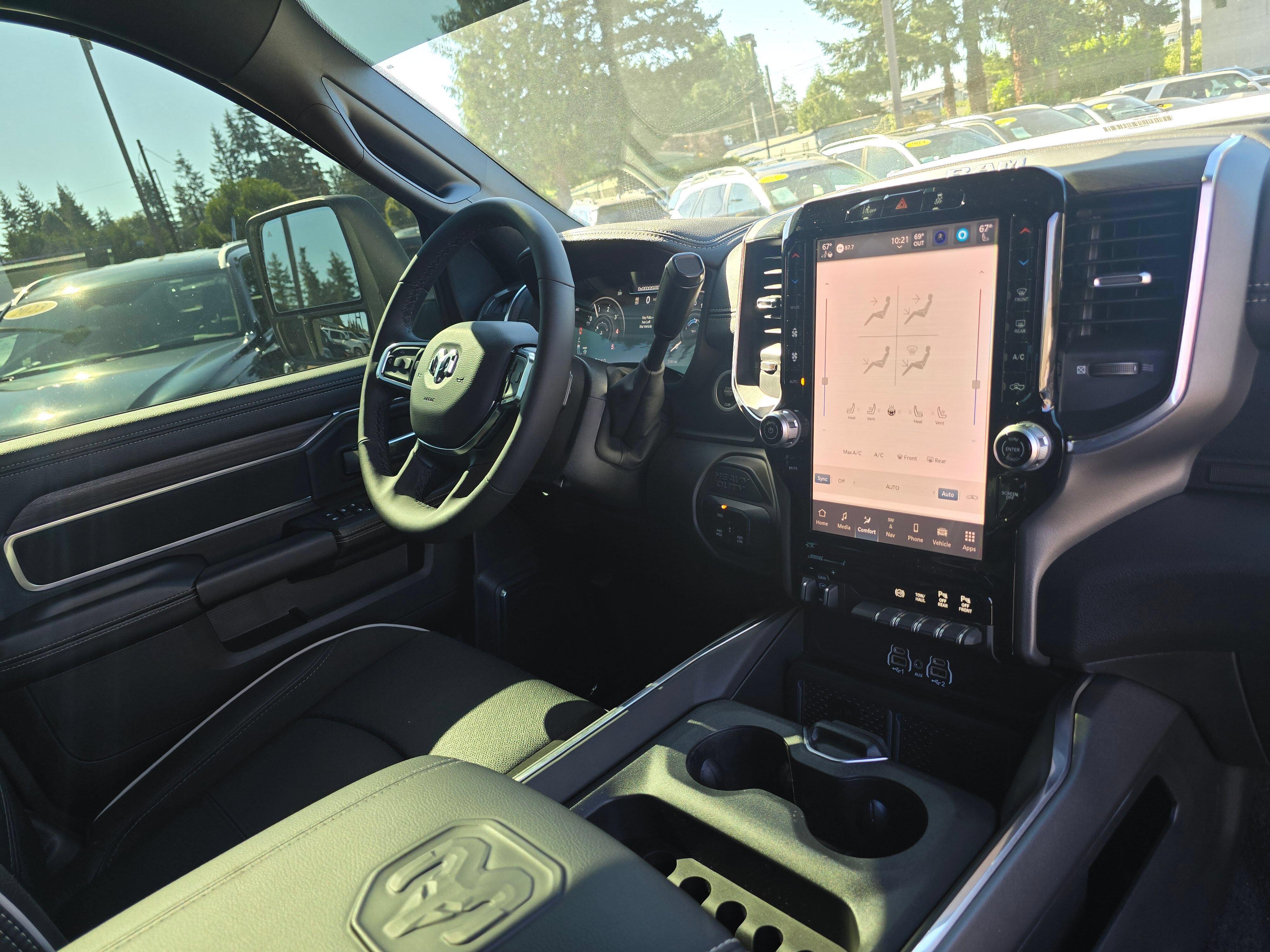 Used 2026 RAM 3500 Laramie w/ Night Edition AWD/4WD image 11