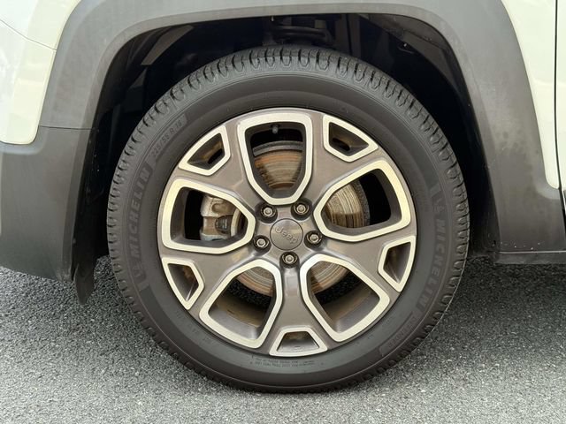 Used 2015 Jeep Renegade Limited FWD image 8