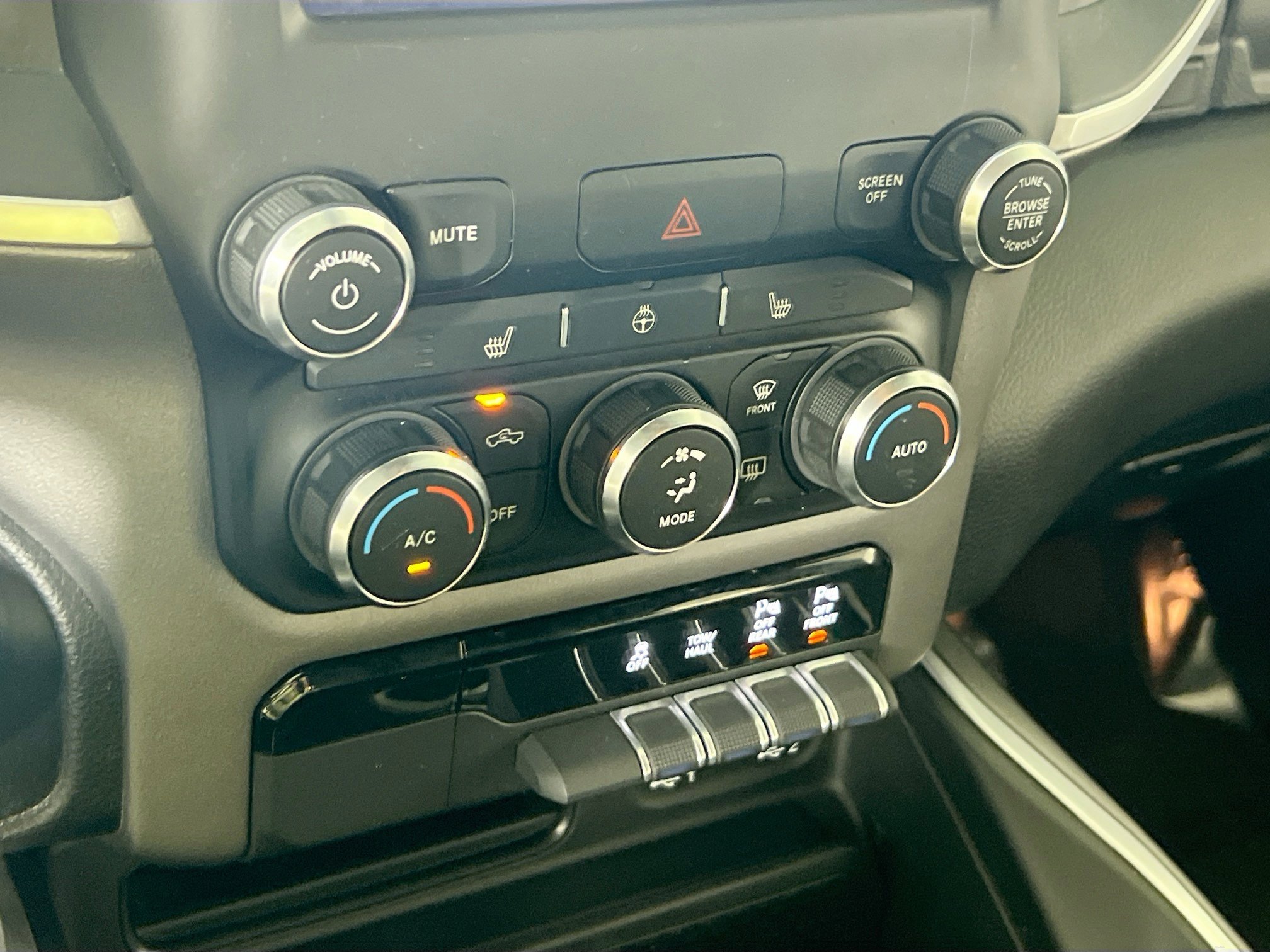 Used 2022 RAM 1500 Big Horn image 15