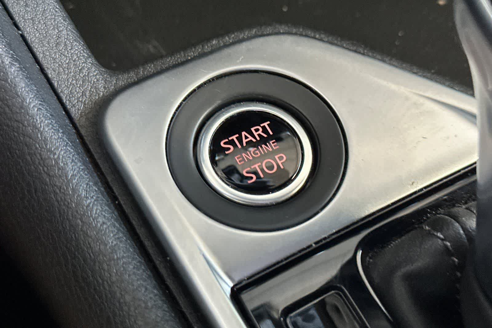 Used 2024 Nissan Sentra SV FWD image 23