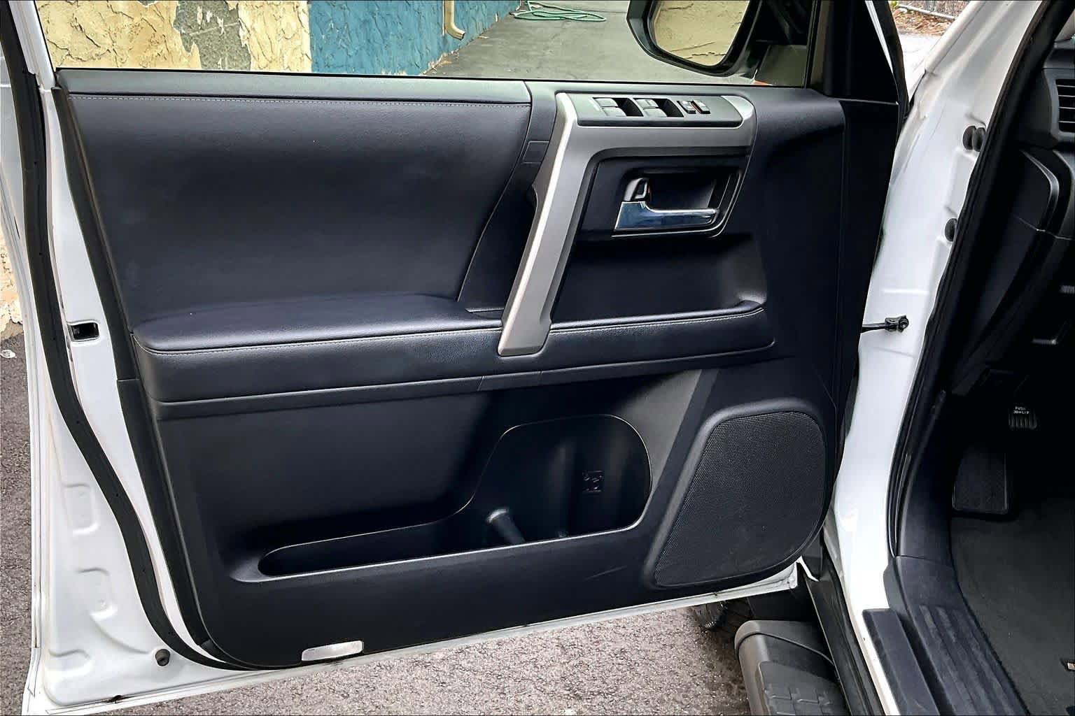 Used 2024 Toyota 4Runner SR5 RWD image 21