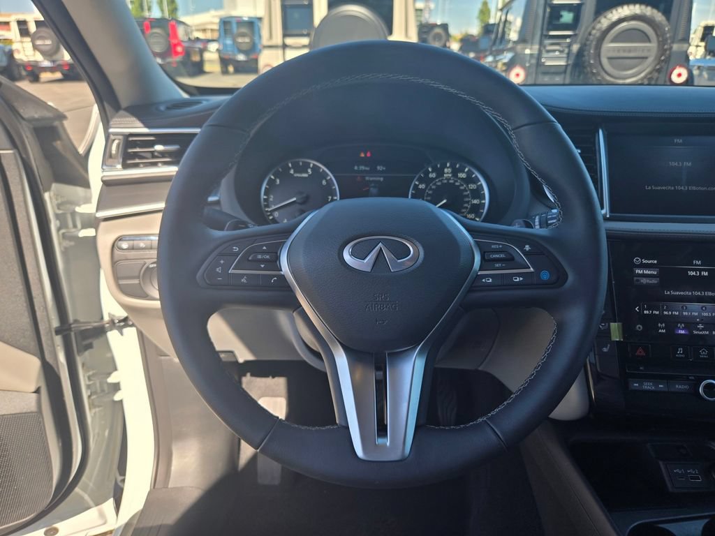 Certified 2025 INFINITI QX50 Luxe AWD/4WD image 25