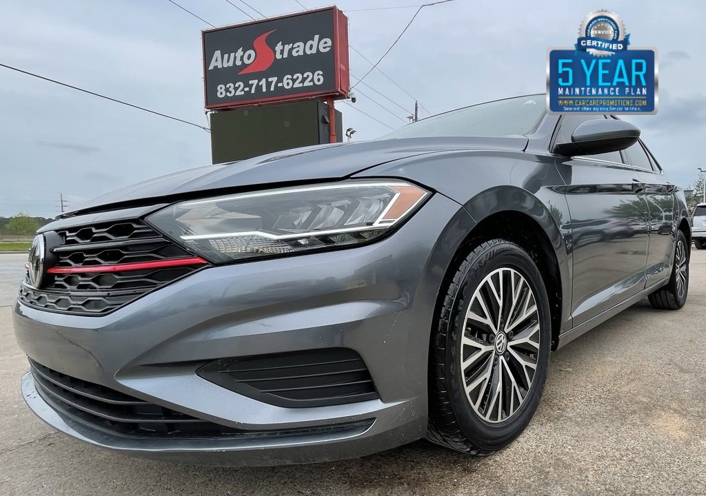 Used 2021 Volkswagen Jetta R-Line image 1