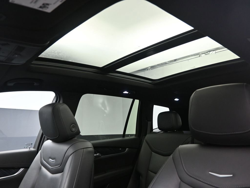 Used 2024 Cadillac XT6 Premium Luxury image 19