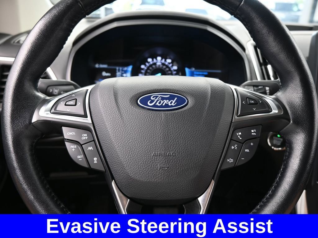 Certified 2022 Ford Edge Titanium w/ Equipment Group 301A image 27