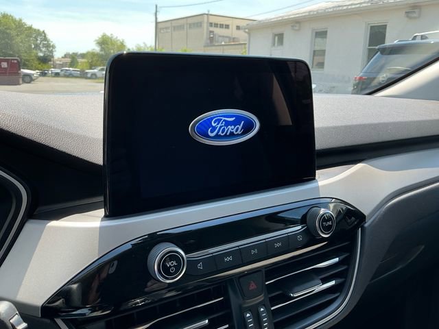 Used 2021 Ford Escape SE w/ SE Sport Appearance Package AWD/4WD image 21