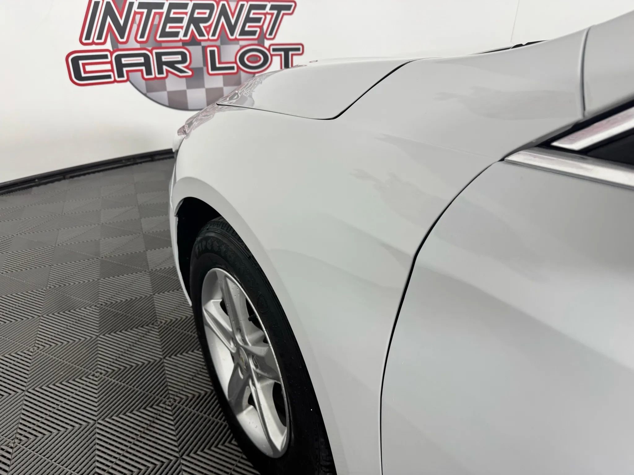 Used 2023 Chevrolet Malibu LS image 23