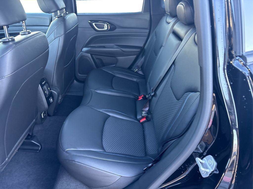 New 2026 Jeep Compass Latitude AWD/4WD image 10