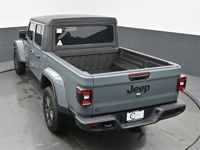 New 2025 Jeep Gladiator Sport image 41