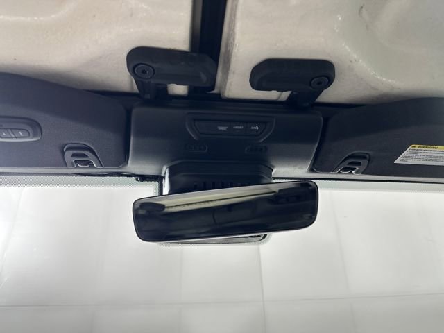 Used 2022 Jeep Wrangler Unlimited Sahara image 24