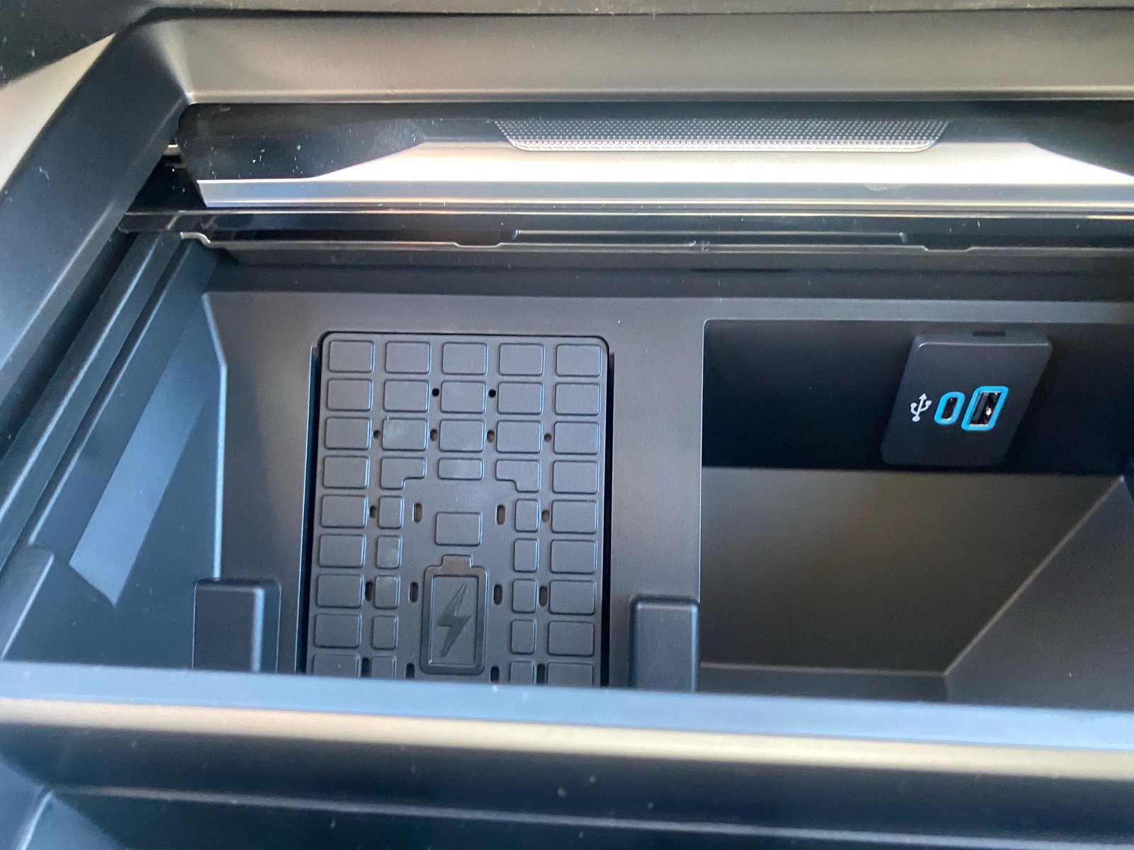 New 2026 Ford F250 Platinum w/ Platinum Plus Package image 29