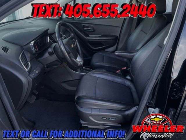 Used 2022 Chevrolet Trax LT w/ Midnight Edition image 24