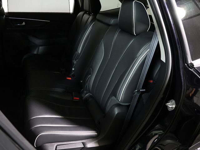 Certified 2023 Acura MDX SH-AWD w/ Advance Package image 13