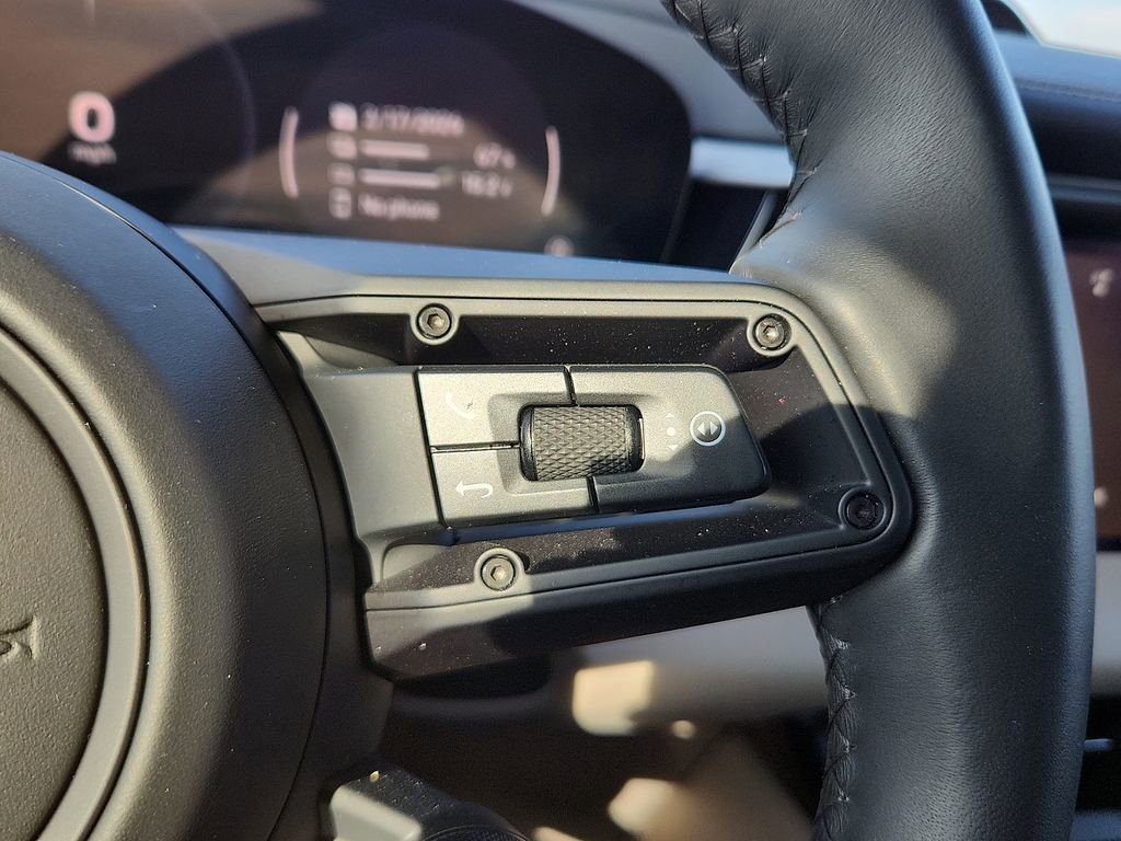 Certified 2025 Porsche Macan 4S Electric image 23