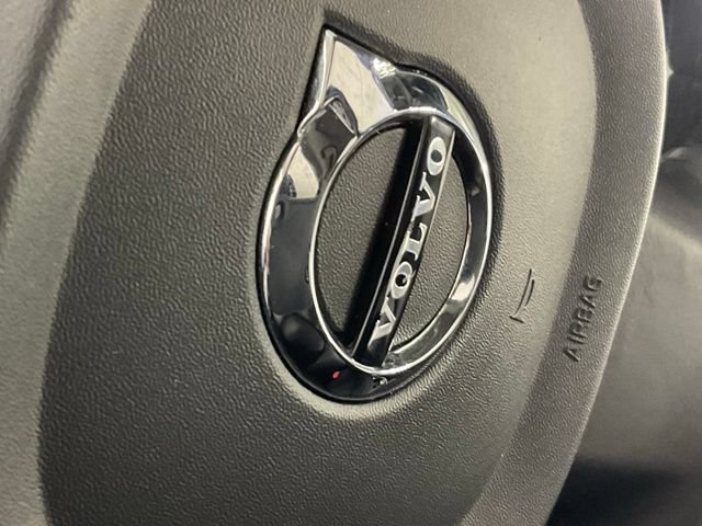Certified 2022 Volvo S60 B5 Inscription AWD/4WD image 43