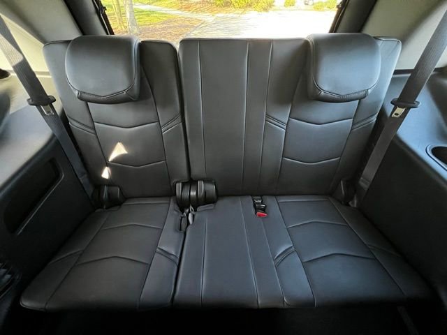 Used 2016 Cadillac Escalade Luxury AWD/4WD image 27