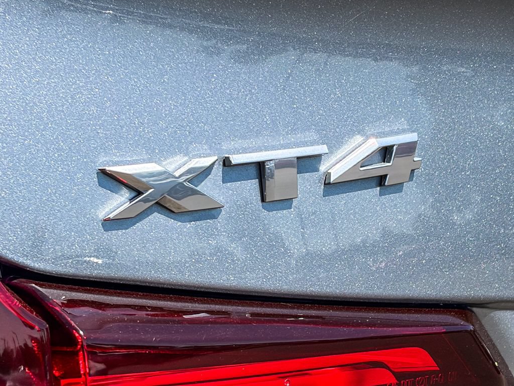 Certified 2024 Cadillac XT4 Premium Luxury FWD image 4