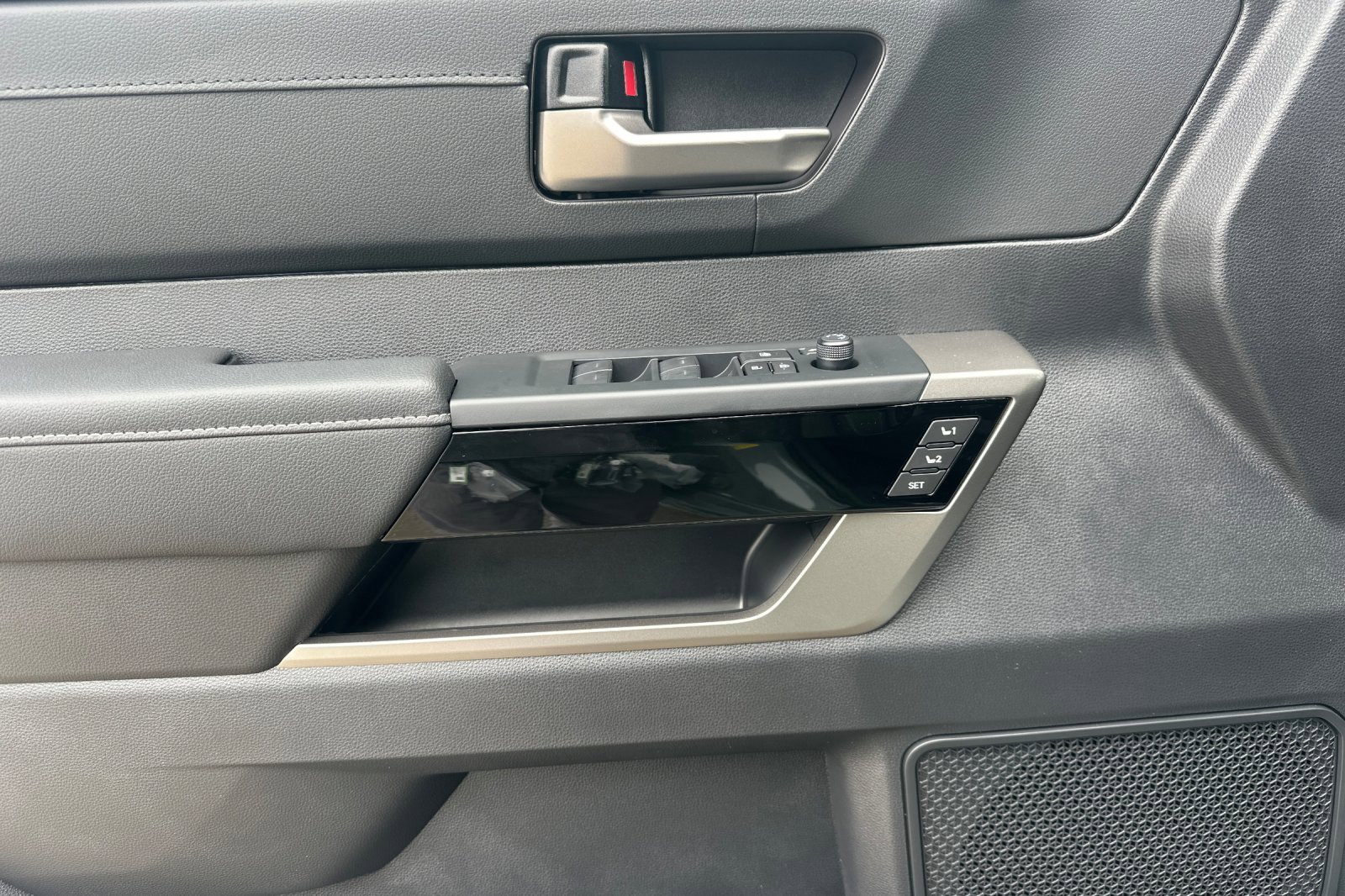 New 2026 Toyota Tundra Limited image 11