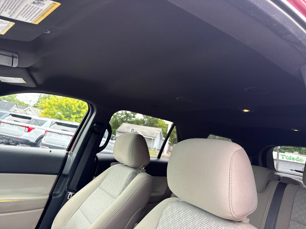 Used 2013 Ford Explorer XLT FWD image 13