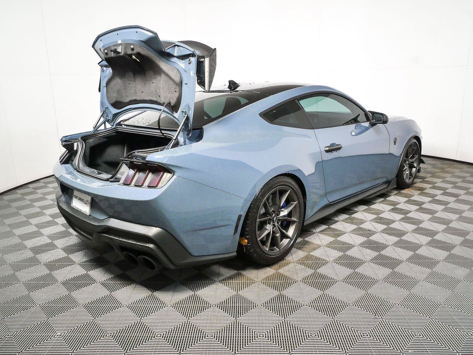 Used 2024 Ford Mustang Dark Horse RWD image 31