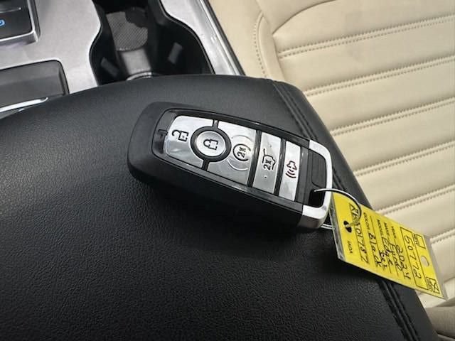 Used 2024 Ford Edge SEL w/ Convenience Package AWD/4WD image 15