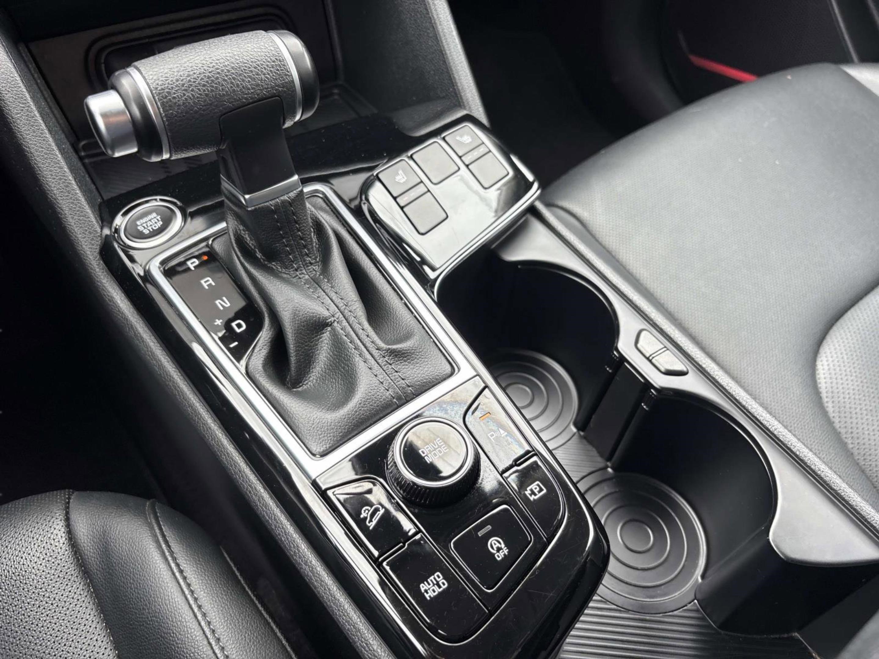 Used 2023 Kia Sportage EX image 32