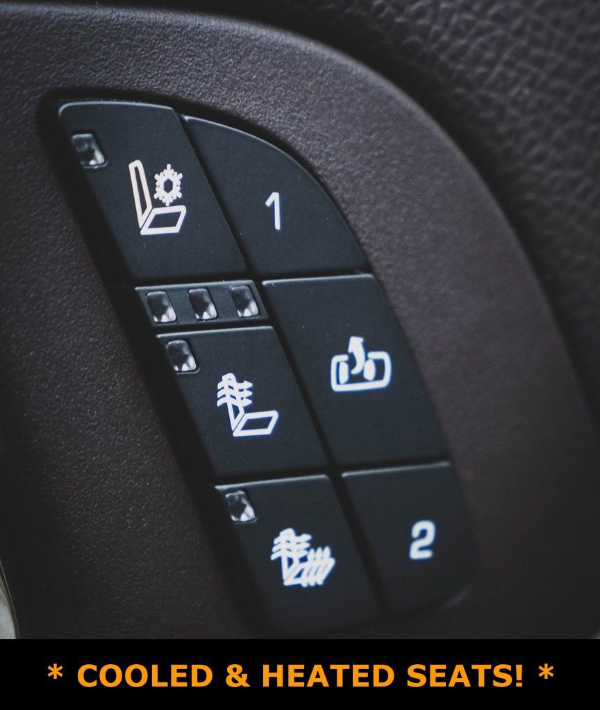 Used 2013 GMC Sierra 3500 Denali image 6